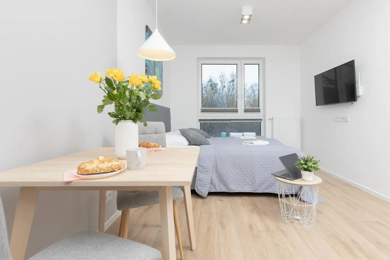 Metro Bielany Apartments With Parking By Noclegi Renters Варшава Польша